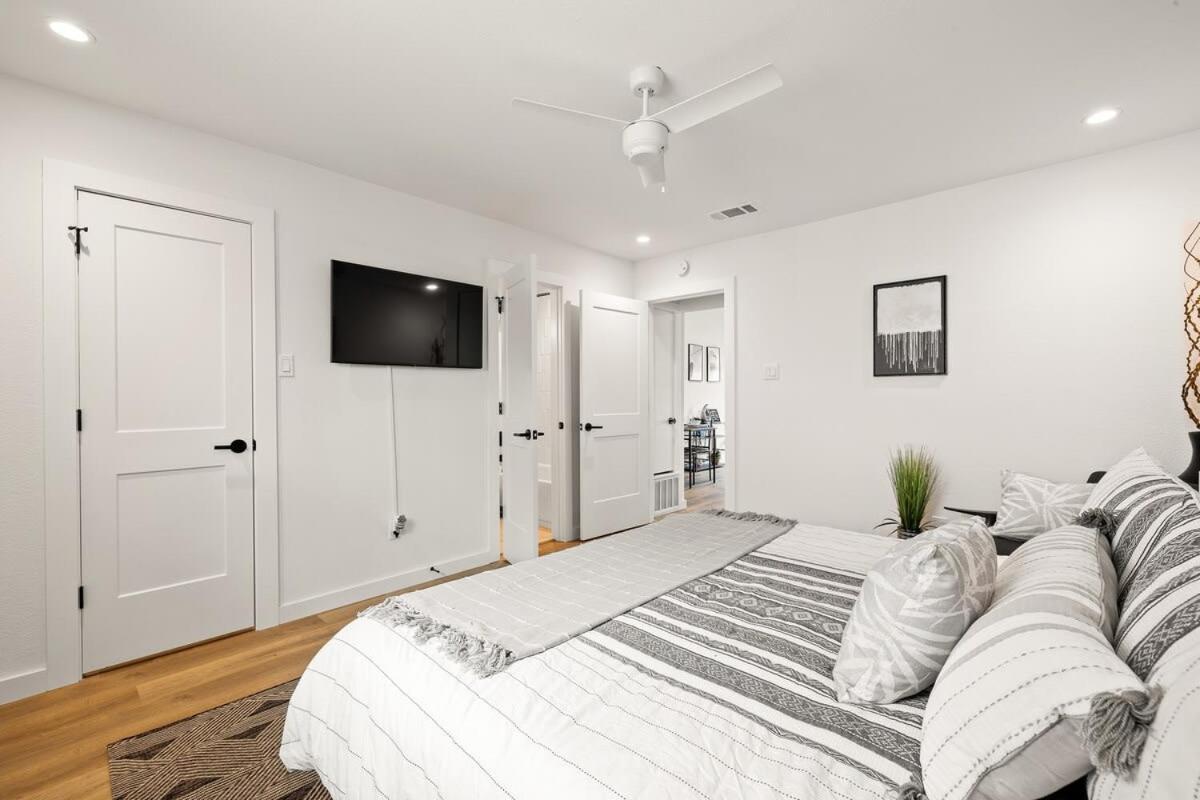 New Luxury Bungalow Zilker & Barton Springs Остин Экстерьер фото